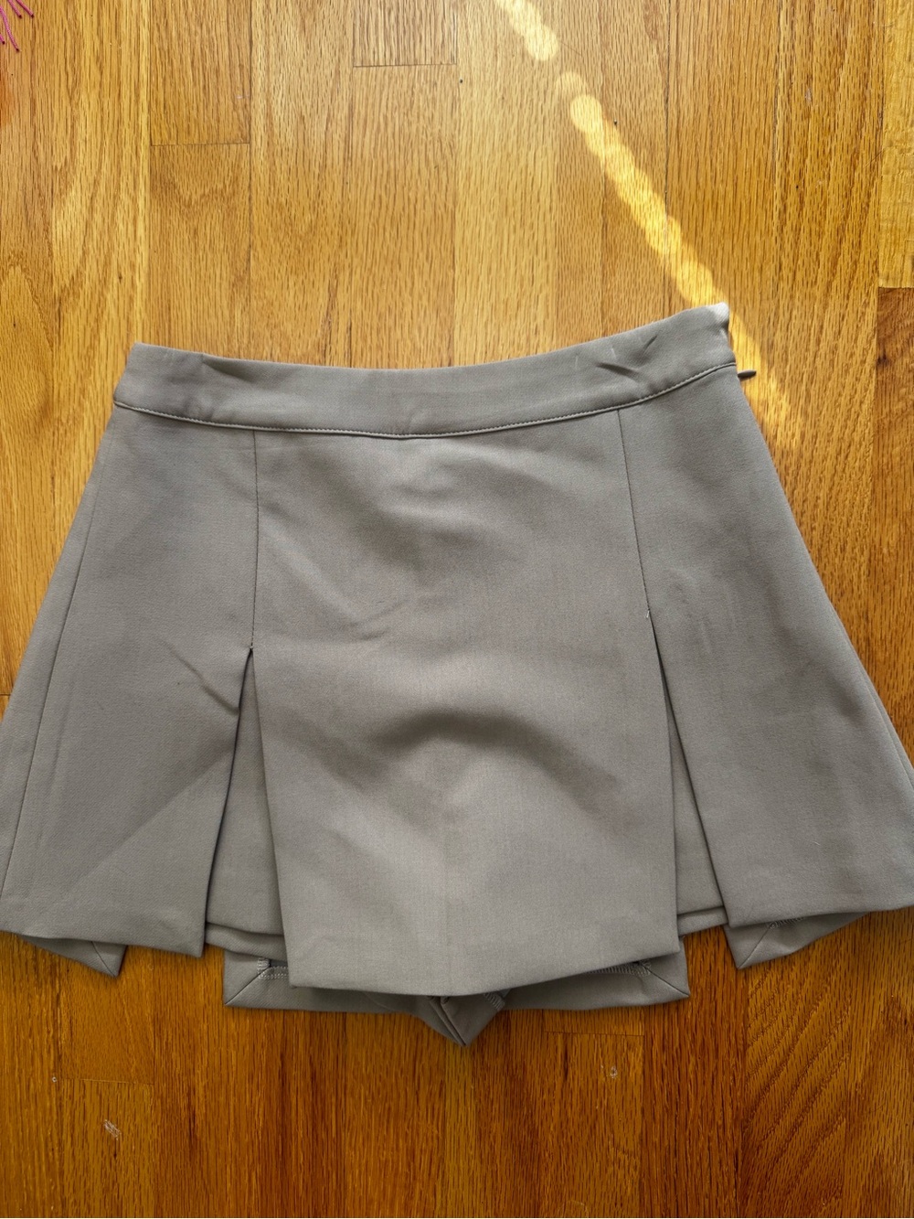 Endless Rose Taupe Pleated Skort